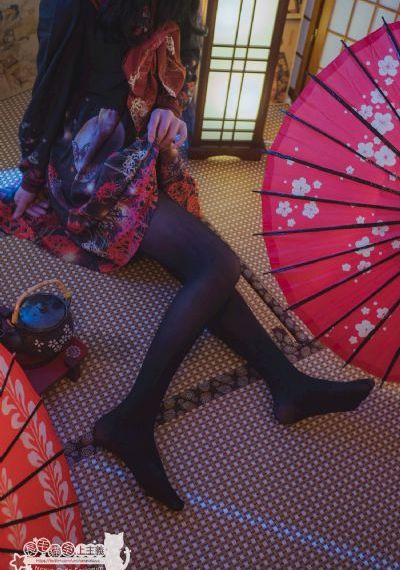 隔壁的女孩4