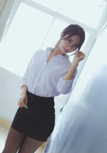 女警被强伦轩在线观看