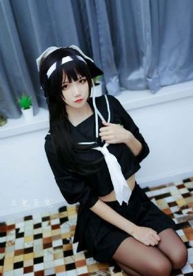 三角窗外是黑夜