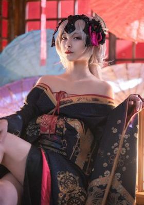 日韩av动漫